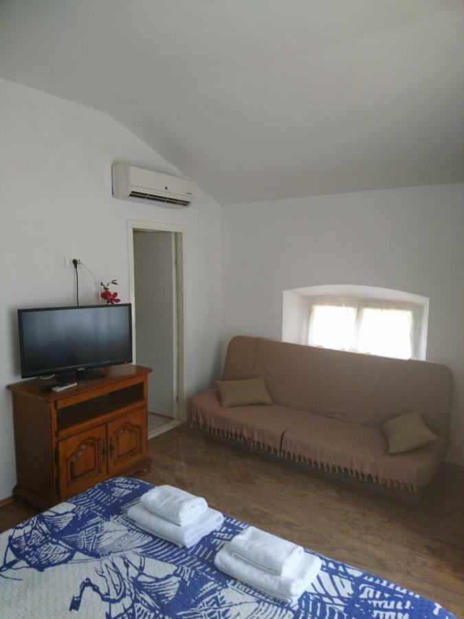 Apartment Dalmatinac Ivo Polače Extérieur photo